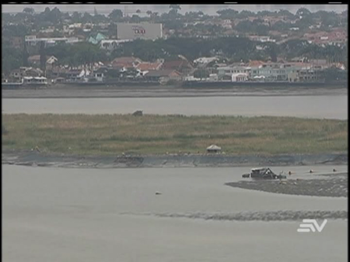 $60 millones cuesta dragar río Guayas para evitar unión entre islote y Puntilla