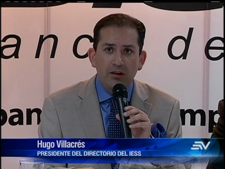Presidente del IESS pide calma a afiliados de fondos previsionales