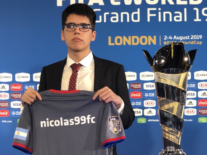 Argentino logra remontada en la FIFA eWorld Cup