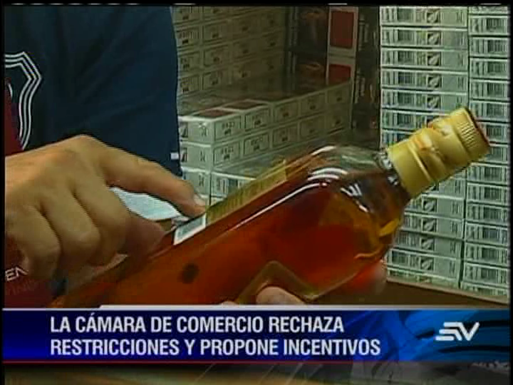 Comerciantes rechazan impuesto a cigarrillos, alcohol y comida chatarra