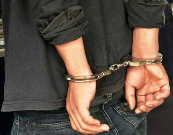 Imagen referencial sobre la detención de un hombre.