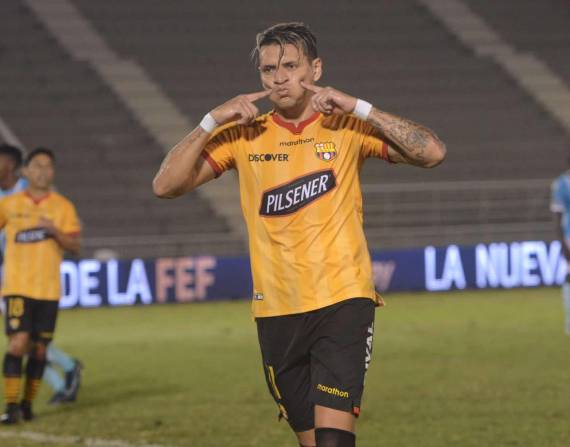 Según el empresario del goleador manabita tendría oportunidad en el fútbol de Emiratos, Egipto y Brasil.