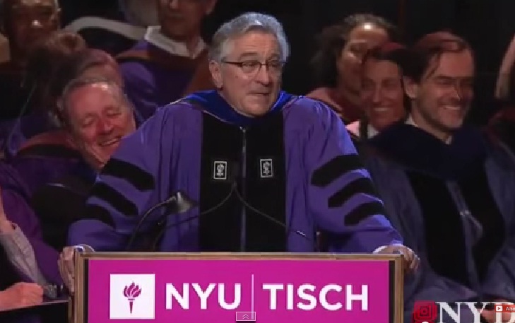 (VIDEO) El conmovedor mensaje de Robert De Niro a recién graduados