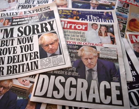 Portadas de varios diarios británicos que narran la polémica alrededor de Boris Johnson.