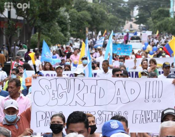 Marcha por la paz en Guayaquil.