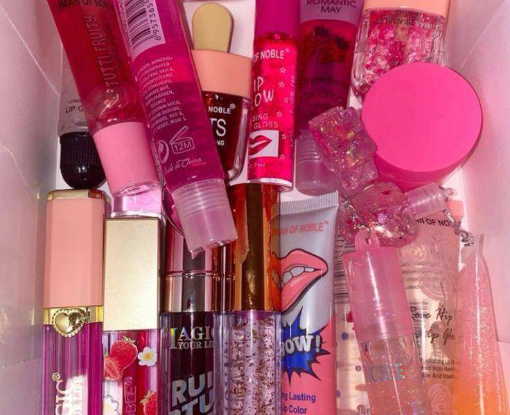 Crisis económicas: comida y brillo labial como refugio emocional