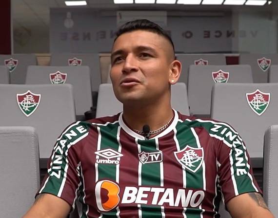 Mario Pineida jugó en el Fluminense en el 2022.