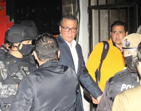 Imagen de archivo del exvicepresidente Jorge Glas, llegando a la Cárcel 4 de Quito.