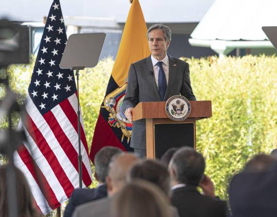 El funcionario estadounidense concluyó hoy su agenda en Ecuador.
