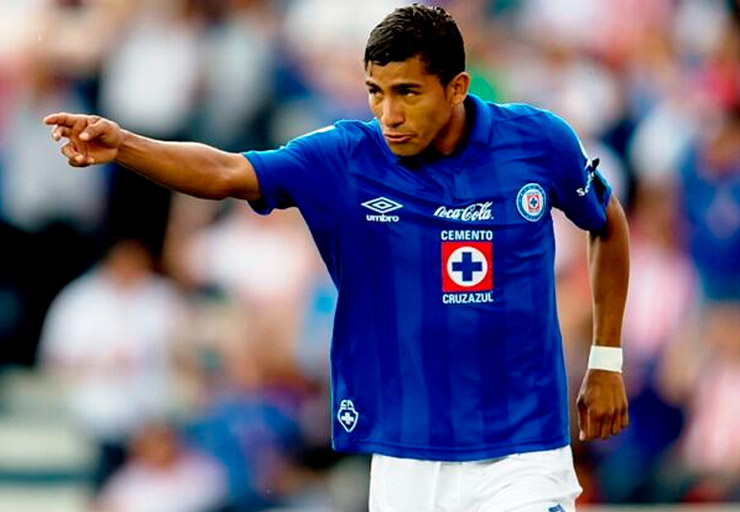 Joao Rojas destacó con un golazo en el Cruz Azul mexicano