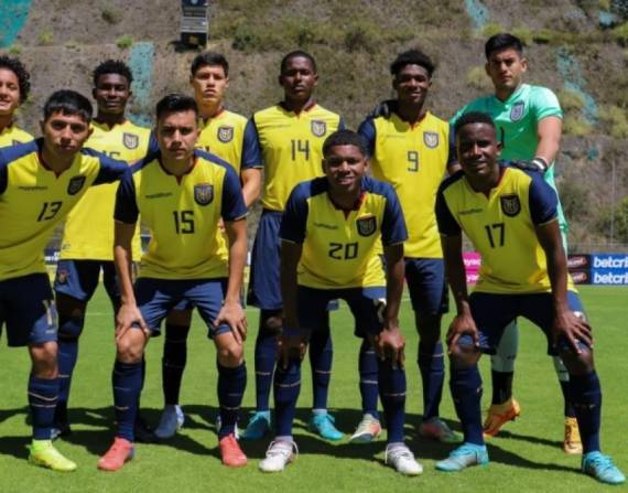 Jugadores de la 'Mini Tri'.