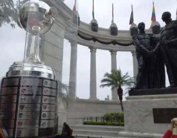 La final de la Copa Libertadores se disputa este sábado en Guayaquil.