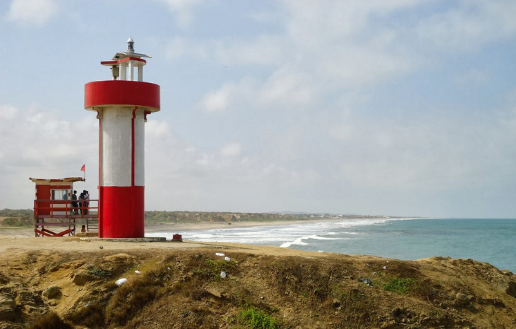 Engabao, un refugio pesquero y paraíso de surfistas