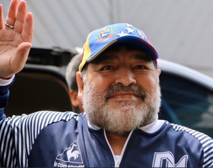 Diego Maradona no seguiría en Gimnasia