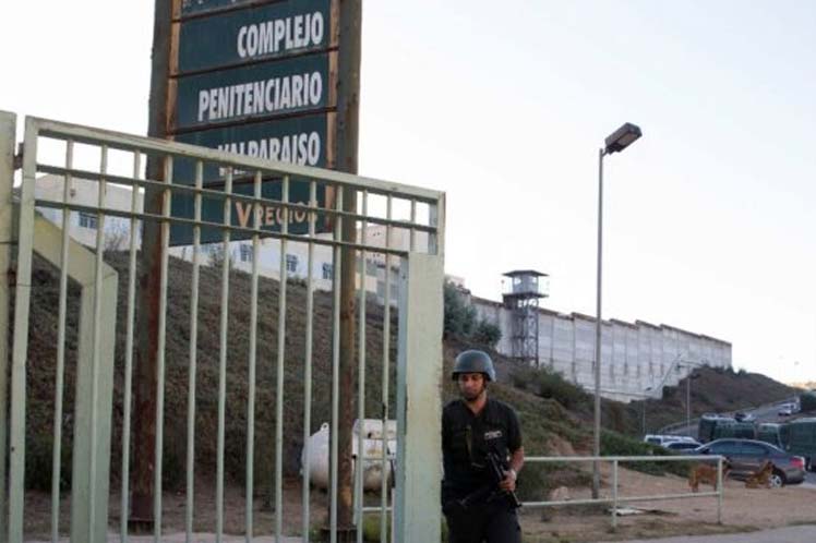 Chile indultará a unos 1.300 presos por coronavirus