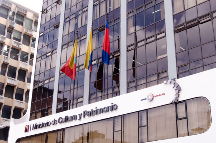 Ecuador lanza &quot;Maratón de ideas&quot; para reactivar la cultura