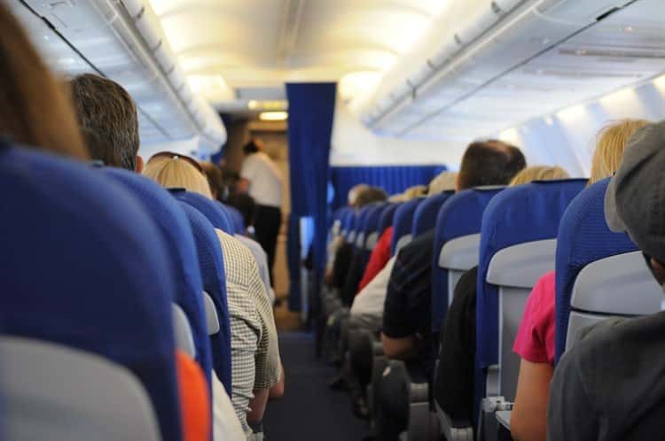 Aviación internacional pide eliminar cuarentenas para pasajeros