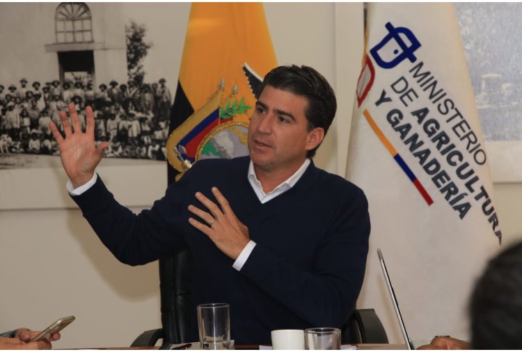 Ministro de Agricultura, Xavier Lazo, prepara anuncio