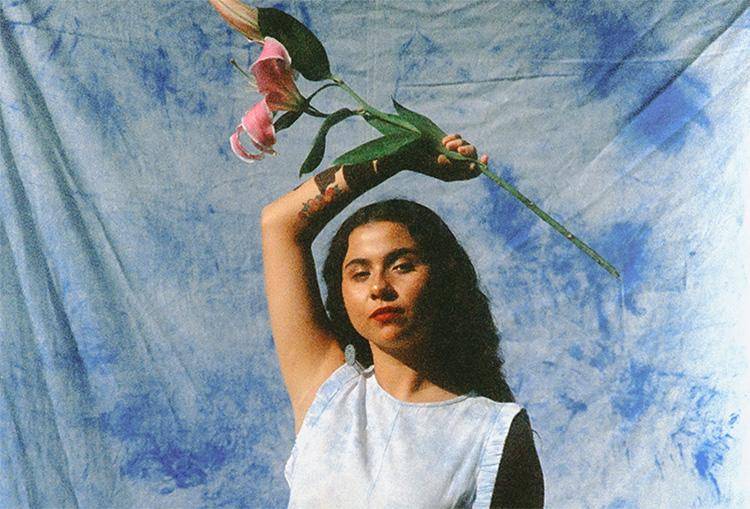 Silvana Estrada guarda una posición bien marcada sobre la vida y sus detalles detrás de sus canciones.