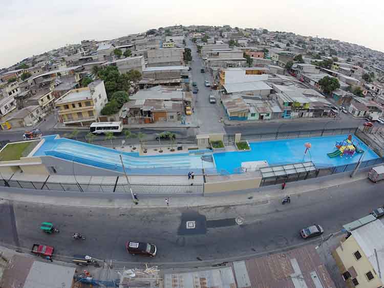 Nuevo parque acuático en la cooperativa Juan Montalvo
