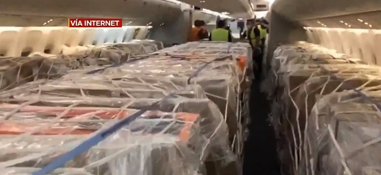 Aviones de pasajeros ahora transportan carga en asientos