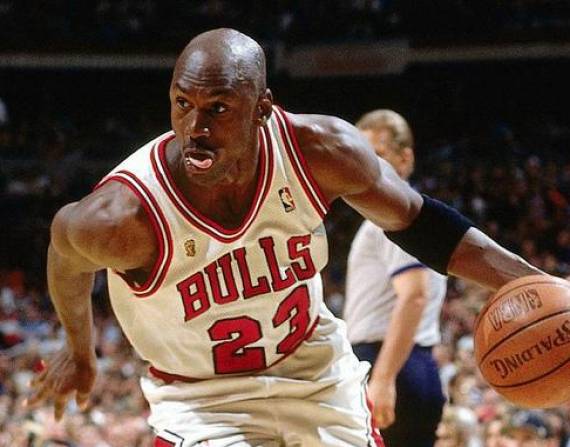 Michael Jordan celebra su cumpleaños 60 considerado como el más grande de la historia de la NBA