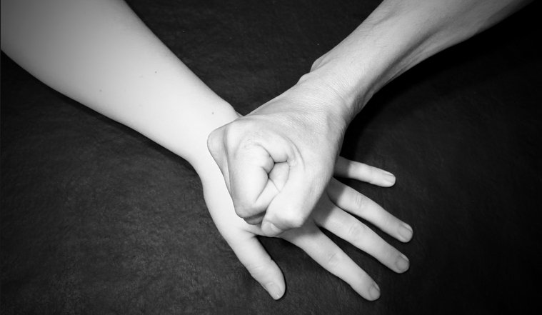 El femicidio sigue cobrando la vida de decenas de mujeres en Ecuador