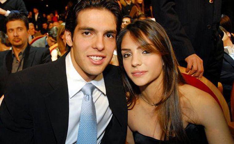 Imagen de archivo del matrimonio entre Kaká y Caroline Celico.