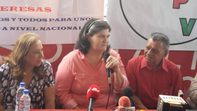 María Elsa Viteri se postula para la prefectura de Guayas