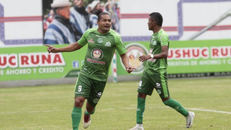 Alcohol, mujeres, goles y Dios: La historia de Fábio Renato