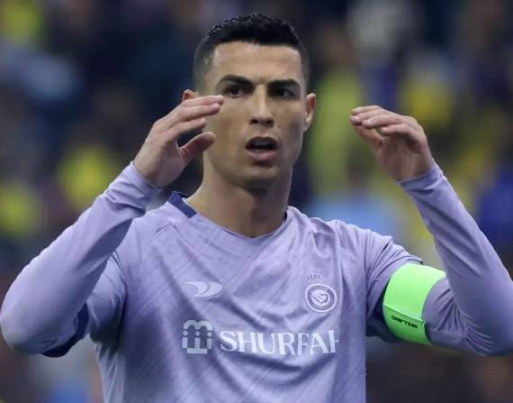 Cristiano Ronaldo y compañía, luego de caer.