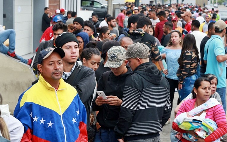 Venezuela acusa a Perú de agresiones contra migrantes