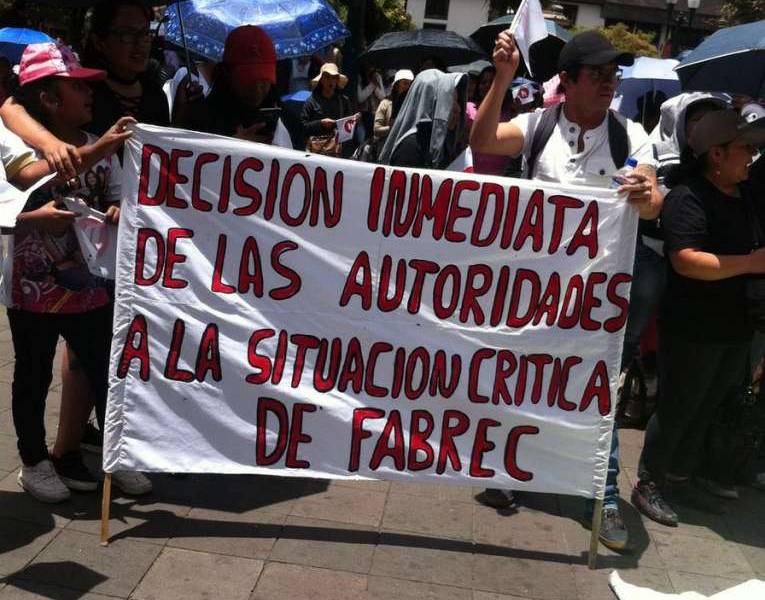 Trabajadores de Fabrec reclaman por retraso en pago de sus sueldos