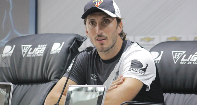 Zubeldía dejará a Liga de Quito