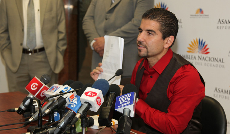 Abdalá Bucaram Pulley renuncia a su cargo de asambleísta