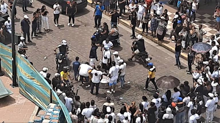 Investigan ritual con motos durante sepelio en Guayaquil