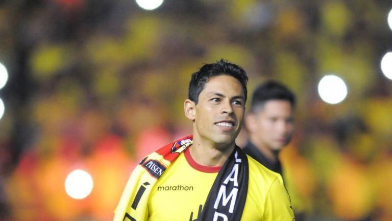 Matías Oyola: Me apena lo que pasa en Barcelona (...) se habla de jueces que trabajan en la madrugada y no de lo deportivo