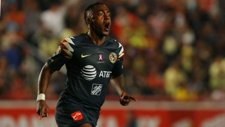 América no ha rescindido el contrato a Renato Ibarra