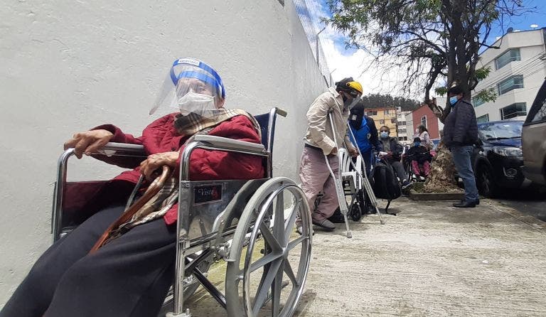 Pichincha: retrasos en el proceso de vacunación por segunda vez en una semana