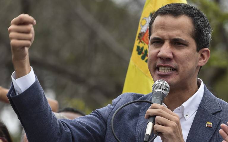 Guaidó: Constituyente oficialista estudia disolver Parlamento venezolano