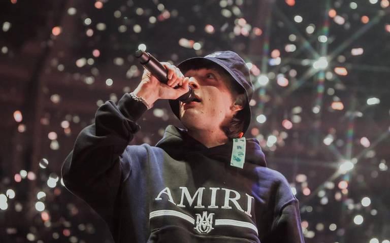 México: un niño cayó desde una azotea por ver la fiesta de cumpleaños del cantante Peso Pluma