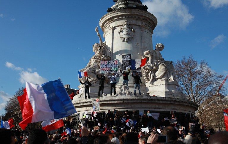 "Yo soy Charlie, judío, policía": París en pie contra los atentados