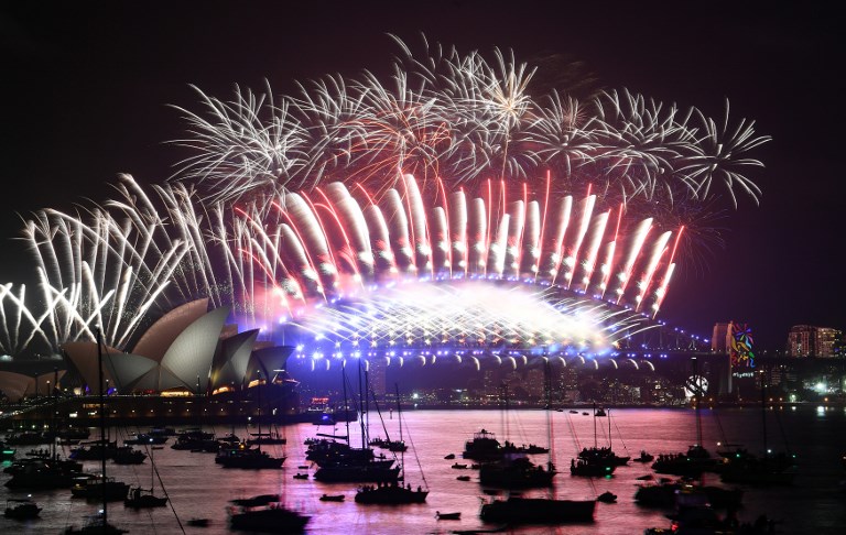 Un gran espectáculo en Sídney lanzó las festividades del Año Nuevo en el mundo