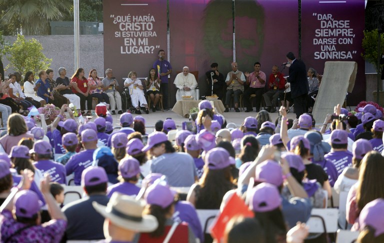 El papa se reúne en Chile con víctimas de abuso sexual tras expresar &quot;vergüenza&quot;