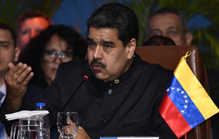 Maduro destaca &quot;espíritu colaboracionista&quot; de negociadores opositores