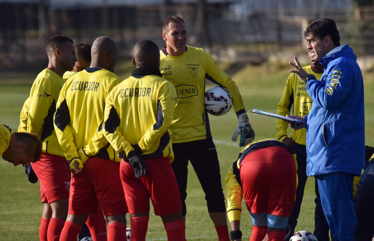 Gustavo Quinteros desmiente rumores sobre renuncia a la selección