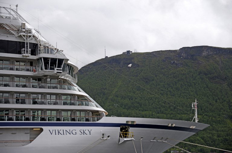 Avería en un crucero en Noruega obliga a evacuar a 1.300 pasajeros