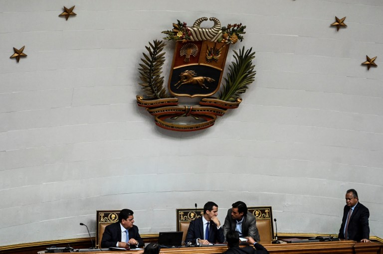 Fijan en 12 meses plazo de transición posterior a Maduro