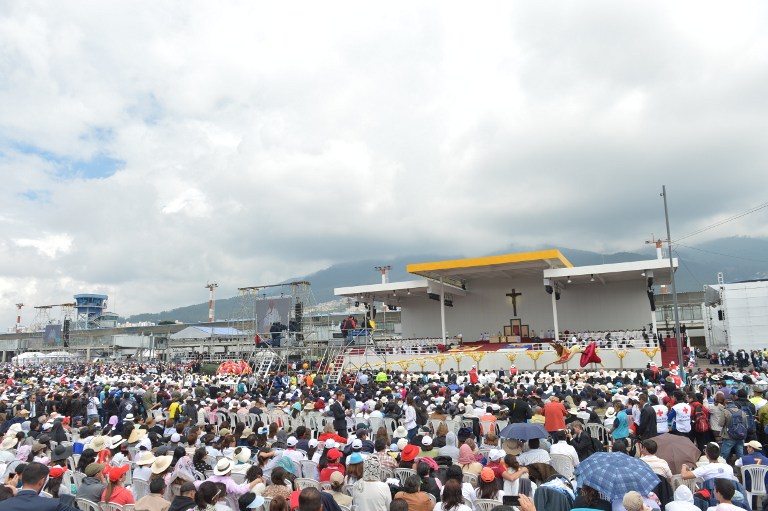 Francisco llama a la unidad y a la humildad en misa en Quito