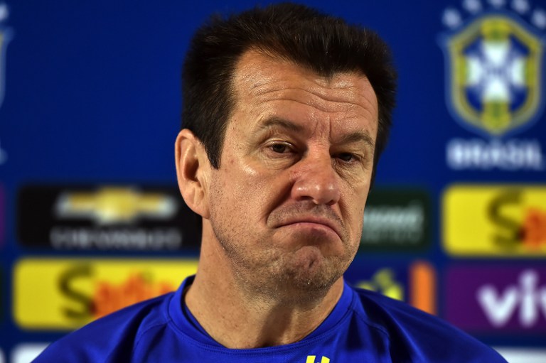 Dunga es destituido tras fracaso de Brasil en Copa América Centenario